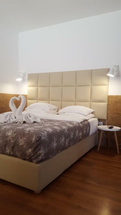 Villa Jelena - Sobe Kragujevac Zewnętrze zdjęcie